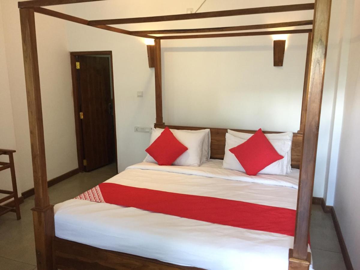 Heavens Holiday Resort Tennekumbura Exterior photo